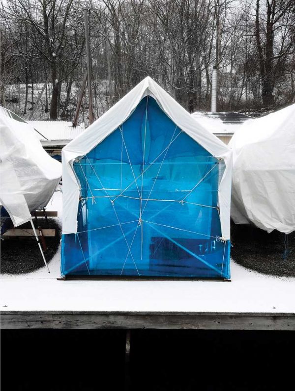 "Blue Boat" är ett konstverk av Jenny Theolin gjort år 2020. Tekniken är fotografi och det finns i en upplaga på 15 exemplar. Verket mäter 60 x 40 cm.