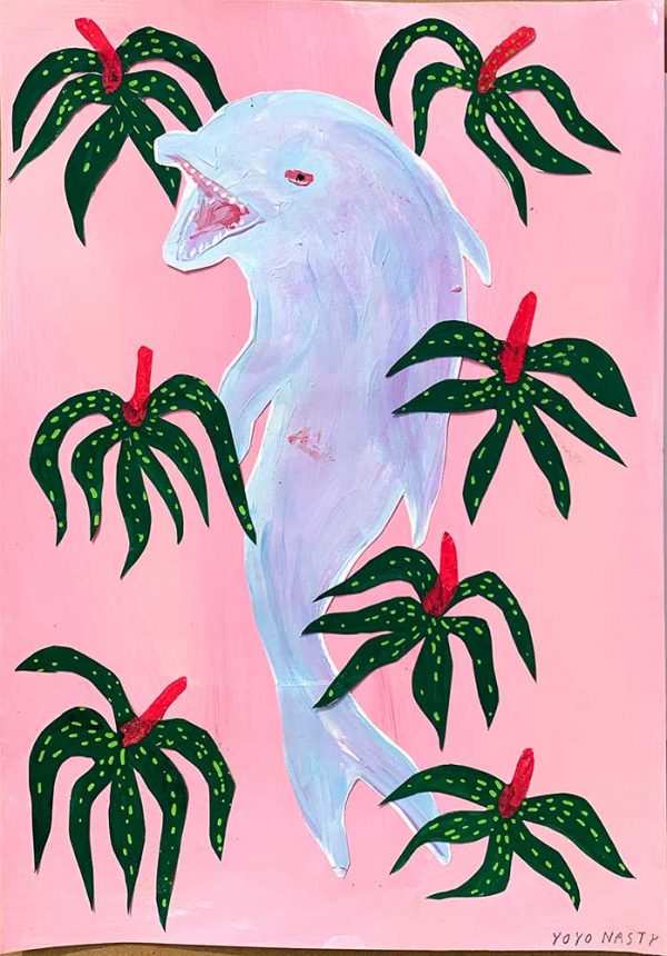 ”Dolphin playing in the coral reef” är ett verk av Yoyo Nasty gjort år 2020. Tekniken är collage, guache på papper och finns i ett unikt exemplar. Verket mäter 29,5 x 20,5 cm.
