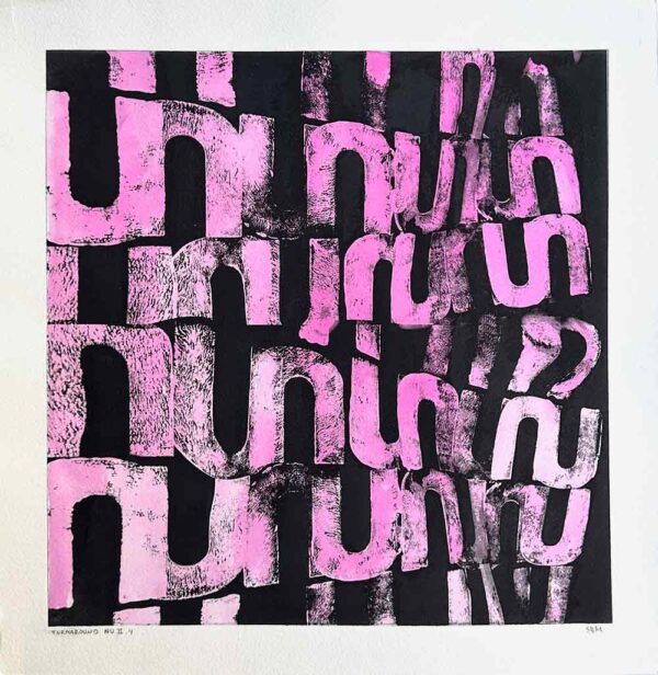 ”Turnaround Nu II Nr 4” är ett verk av Sandra Mozard gjort år 2020. Det är handkolorerad fotopolymergravyr på papper som monotypi och verket mäter 35 x 35 cm, själva tryckytan är 32 x 32 cm.