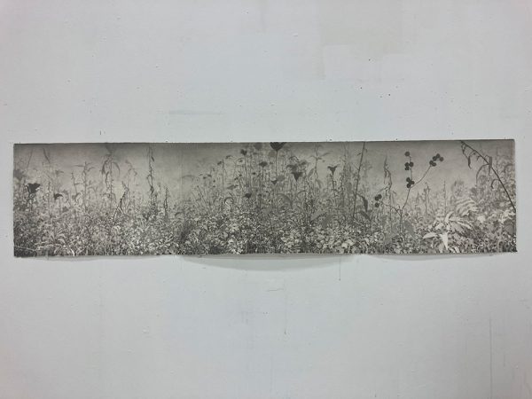 "Hösten" är en akvarell på rivet papper av Stefan Lindqvist, målad år 2025. Konstverket mäter 39 x 57 cm per blad, det är en triptyk dvs tre blad. Signerat på baksidan.